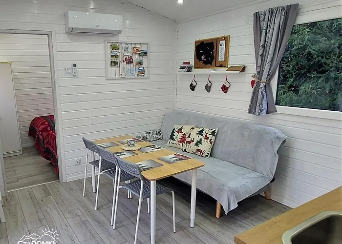 Czadomki אוסטראון